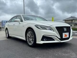 2020 Toyota Crown Hybrid Sedan for sale, Japanese used car export - photo 8 of 44 | GULJI TRADERS