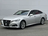 2020 Toyota Crown Hybrid 2.5 S Sedan for sale, Japanese used car export - photo 5 of 77 | GULJI TRADERS