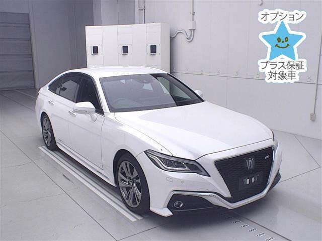 2020 Toyota Crown Hybrid - photo 1 2020 Toyota Crown Hybrid Sedan for sale, Japanese used car export - photo 1 of 12 | GULJI TRADERS