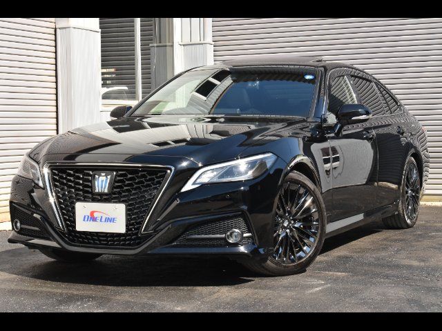 2020 Toyota Crown 2.5 Hybrid S FOUR Sport Sedan for sale, Japanese used car export - photo 1 of 24 | GULJI TRADERS