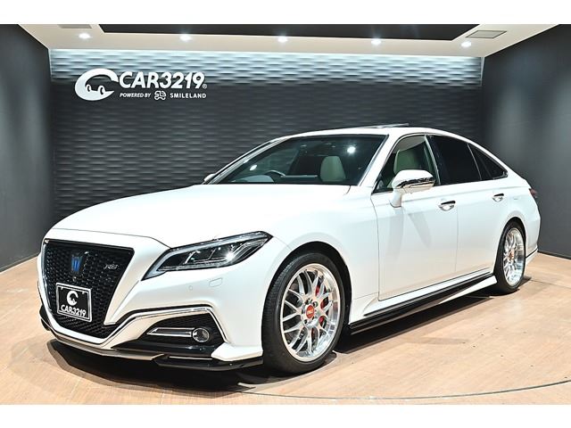 2021 Toyota Crown Hybrid 2.5 RS Sedan for sale, Japanese used car export - photo 1 of 70 | GULJI TRADERS