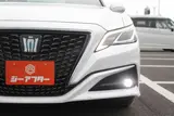 2021 Toyota Crown 2.5HV S White Sedan for sale, Japanese used car export - photo 2 of 10 | GULJI TRADERS