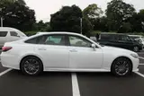 2021 Toyota Crown 2.5HV S White Sedan for sale, Japanese used car export - photo 4 of 10 | GULJI TRADERS
