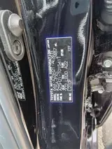 2021 Toyota Crown 2.5HV G-ExecutiFour Black Sedan for sale, Japanese used car export - photo 5 of 30 | GULJI TRADERS