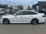 2021 Toyota Crown 2.5HV RS Advance Pearl Sedan for sale, Japanese used car export - photo 5 of 24 | GULJI TRADERS