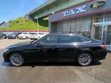 2021 Toyota Crown Hybrid 2.5 B Black Sedan for sale, Japanese used car export - photo 10 of 17 | GULJI TRADERS