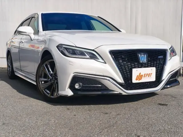 2021 Toyota Crown Hybrid 2.5 RS Adha - photo 1 2021 Toyota Crown Hybrid 2.5 RS Adha White Sedan for sale, Japanese used car export - photo 1 of 9 | GULJI TRADERS