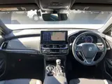 2021 Toyota Crown RS ★Late Model★ 12.3-inch Navigation System Pearl Sedan for sale, Japanese used car export - photo 3 of 9 | GULJI TRADERS