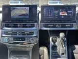2021 Toyota Crown RS ★Late Model★ 12.3-inch Navigation System Pearl Sedan for sale, Japanese used car export - photo 5 of 9 | GULJI TRADERS
