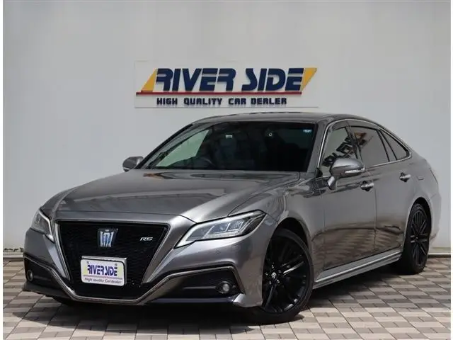 2022 Toyota Crown Hybrid 2.5 RS Limited II Silver Sedan for sale, Japanese used car export - photo 1 of 47 | GULJI TRADERS