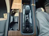 2024 Toyota Crown Z Pearl Sedan for sale, Japanese used car export - photo 16 of 20 | GULJI TRADERS