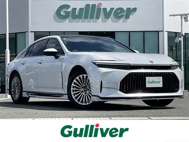 2024 Toyota Crown Z White Sedan for sale, Japanese used car export - photo 1 of 24 | GULJI TRADERS