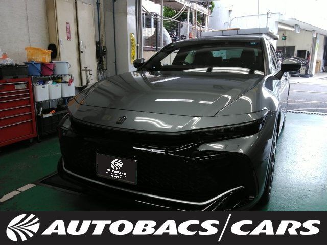 2024 Toyota Crown 4WD Sedan for sale, Japanese used car export - photo 1 of 3 | GULJI TRADERS