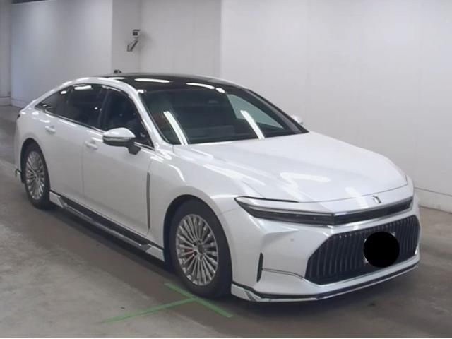 2024 Toyota Crown Z(HEV) Sedan for sale, Japanese used car export - photo 1 of 9 | GULJI TRADERS