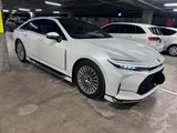 2024 Toyota Crown Z(HEV) Sedan for sale, Japanese used car export - photo 7 of 9 | GULJI TRADERS