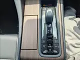 2025 Toyota Crown Z Pearl Sedan for sale, Japanese used car export - photo 16 of 20 | GULJI TRADERS