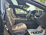 2025 Toyota Crown Z Pearl Sedan for sale, Japanese used car export - photo 4 of 20 | GULJI TRADERS