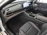 2025 Toyota Crown Z (HEV) Pearl Sedan for sale, Japanese used car export - photo 27 of 49 | GULJI TRADERS