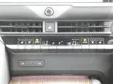 2025 Toyota Crown 2.5 Z Pearl Sedan for sale, Japanese used car export - photo 9 of 30 | GULJI TRADERS