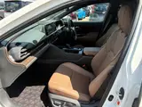 2025 Toyota Crown 2.5 Z White Sedan for sale, Japanese used car export - photo 12 of 30 | GULJI TRADERS