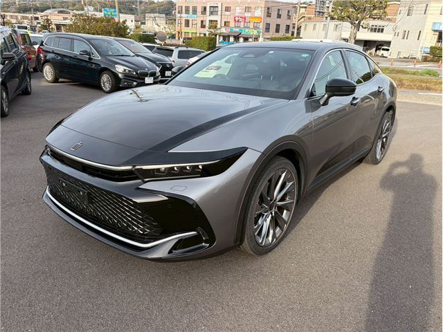 2023 Toyota Crown Crossover 4WD - photo 1 2023 Toyota Crown Crossover 4WD SUV for sale, Japanese used car export - photo 1 of 41 | GULJI TRADERS