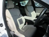 2023 Toyota Crown Crossover 2.5 G E-Four 4WD SUV for sale, Japanese used car export - photo 39 of 50 | GULJI TRADERS