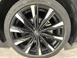 2023 Toyota Crown Crossover 2.4 RS E-Four advanced 4WD SUV for sale, Japanese used car export - photo 35 of 56 | GULJI TRADERS