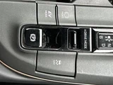 2023 Toyota Crown Crossover 4WD SUV for sale, Japanese used car export - photo 18 of 24 | GULJI TRADERS