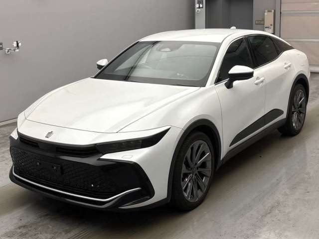 2023 Toyota Crown Crossover 4WD SUV for sale, Japanese used car export - photo 1 of 14 | GULJI TRADERS
