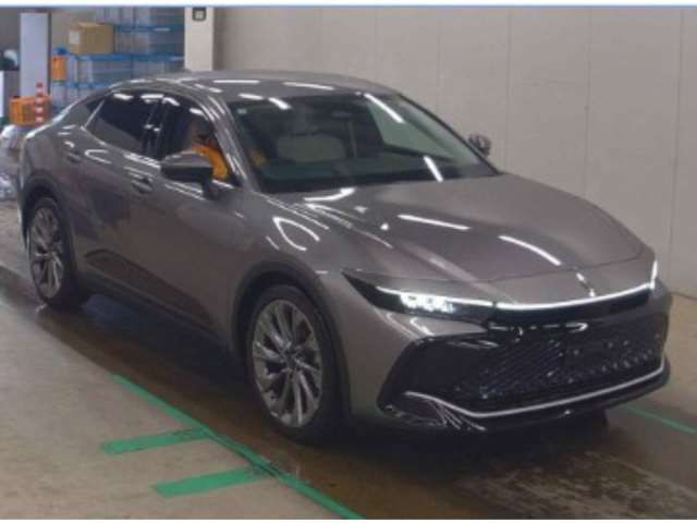 2023 Toyota Crown Crossover - photo 1 2023 Toyota Crown Crossover SUV for sale, Japanese used car export - photo 1 of 6 | GULJI TRADERS