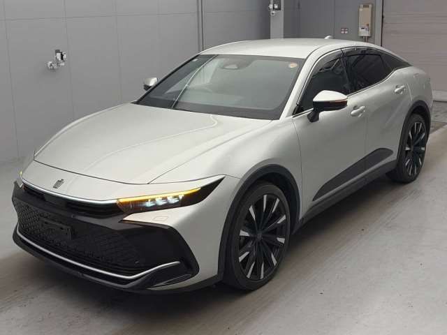 2023 Toyota Crown Crossover 4WD SUV for sale, Japanese used car export - photo 1 of 14 | GULJI TRADERS