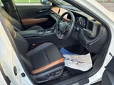 2023 Toyota Crown Crossover 4WD SUV for sale, Japanese used car export - photo 5 of 10 | GULJI TRADERS