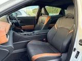 2023 Toyota Crown Crossover 4WD SUV for sale, Japanese used car export - photo 7 of 10 | GULJI TRADERS