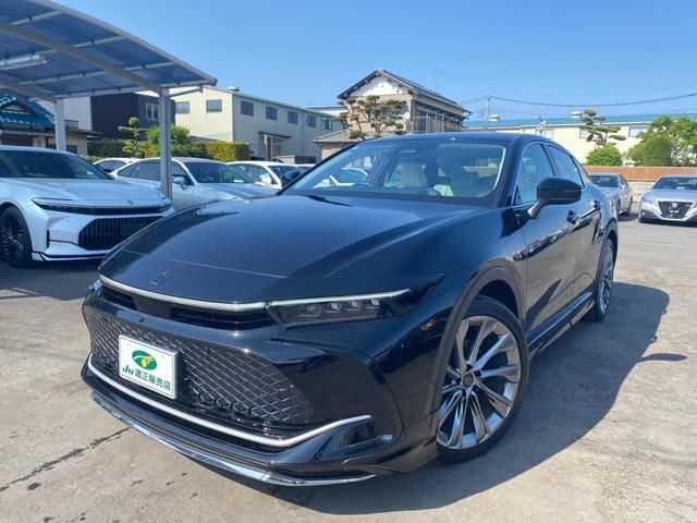 2023 Toyota Crown Crossover SUV for sale, Japanese used car export - photo 1 of 20 | GULJI TRADERS