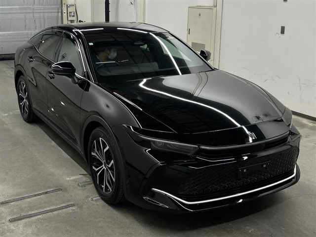 2023 Toyota Crown Crossover SUV for sale, Japanese used car export - photo 1 of 9 | GULJI TRADERS