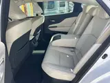 2024 Toyota Crown Crossover 2.5 G Advanced Leather Package 4WD Smart Key Pearl SUV for sale, Japanese used car export - photo 4 of 33 | GULJI TRADERS