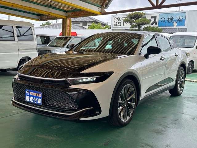 2024 Toyota Crown Crossover 2.5 Z E-Four SUV for sale, Japanese used car export - photo 1 of 36 | GULJI TRADERS