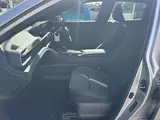 2024 Toyota Crown Crossover 2.5 G 4WD Genuine Display Audio ETC2.0 Onboard Unit Silver SUV for sale, Japanese used car export - photo 3 of 37 | GULJI TRADERS