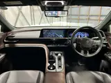 2024 Toyota Crown Crossover 2.5 G Advanced Leather Package E-Four 4WD Pearl SUV for sale, Japanese used car export - photo 3 of 60 | GULJI TRADERS