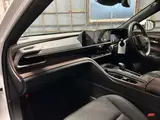 2024 Toyota Crown Crossover 2.5 G Advanced Leather Package E-Four 4WD Pearl SUV for sale, Japanese used car export - photo 39 of 60 | GULJI TRADERS