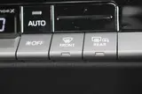 2024 Toyota Crown Crossover 2.5 G 4WD Black SUV for sale, Japanese used car export - photo 25 of 30 | GULJI TRADERS