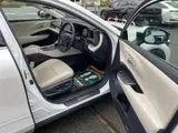 2024 Toyota Crown Crossover ● 2.5G Advanced Leather Package E-Four Pearl SUV for sale, Japanese used car export - photo 18 of 19 | GULJI TRADERS