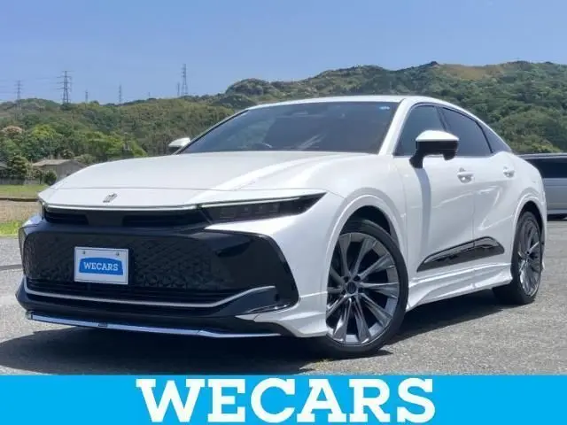 2024 Toyota Crown Crossover 4WD G Leather Package White SUV for sale, Japanese used car export - photo 1 of 9 | GULJI TRADERS