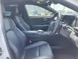 2024 Toyota Crown Crossover 4WD G Leather Package White SUV for sale, Japanese used car export - photo 4 of 9 | GULJI TRADERS