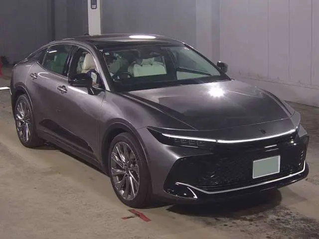 2025 Toyota Crown Crossover Z - photo 1 2025 Toyota Crown Crossover Z Gray SUV for sale, Japanese used car export - photo 1 of 6 | GULJI TRADERS