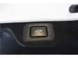 2026 Toyota Crown Crossover Z 4WD, black leather interior, panoramic digital mirrors, front and rear dashcams, easy closure. Pearl SUV for sale, Japanese used car export - photo 35 of 76 | GULJI TRADERS