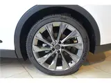 2026 Toyota Crown Crossover Z 4WD, black leather interior, panoramic digital mirrors, front and rear dashcams, easy closure. Pearl SUV for sale, Japanese used car export - photo 41 of 76 | GULJI TRADERS