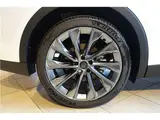 2026 Toyota Crown Crossover Z 4WD, black leather interior, panoramic digital mirrors, front and rear dashcams, easy closure. Pearl SUV for sale, Japanese used car export - photo 46 of 76 | GULJI TRADERS