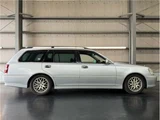 2003 Toyota Crown Estate Van for sale, Japanese used car export - photo 4 of 36 | GULJI TRADERS