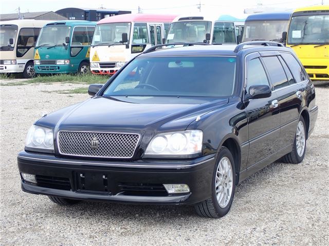 2004 Toyota Crown Estate - photo 1 2004 Toyota Crown Estate Van for sale, Japanese used car export - photo 1 of 74 | GULJI TRADERS